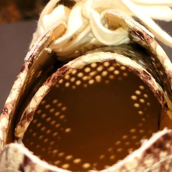 Vince Camuto Karshey Lace-up Platform Multi Snake Sneakers Wmns 7.5 - Picture 8 of 13